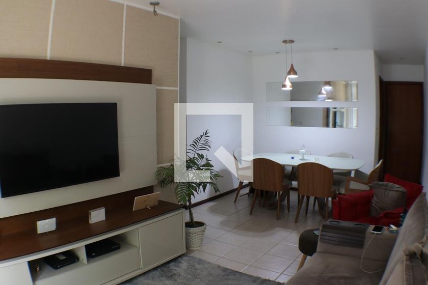 Foto 4 de Apartamento com 3 Quartos para alugar, 83m² em Pechincha, Rio de Janeiro