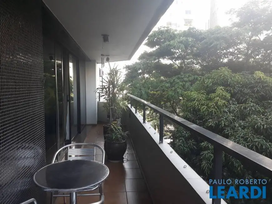 Foto 4 de Apartamento com 3 Quartos à venda, 156m² em Perdizes, São Paulo