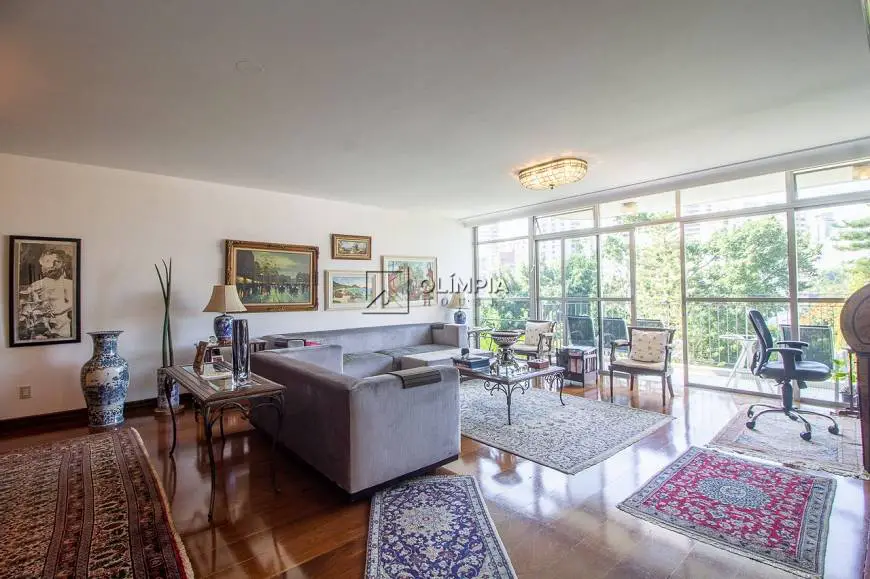 Foto 2 de Apartamento com 3 Quartos à venda, 225m² em Perdizes, São Paulo