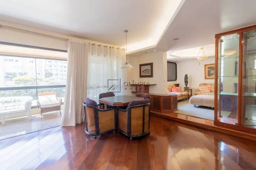 Foto 4 de Apartamento com 3 Quartos para alugar, 267m² em Perdizes, São Paulo