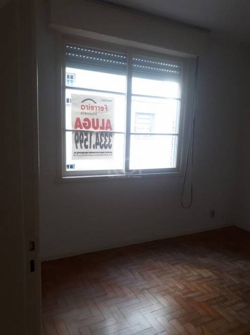 Foto 3 de Apartamento com 3 Quartos à venda, 63m² em Petrópolis, Porto Alegre