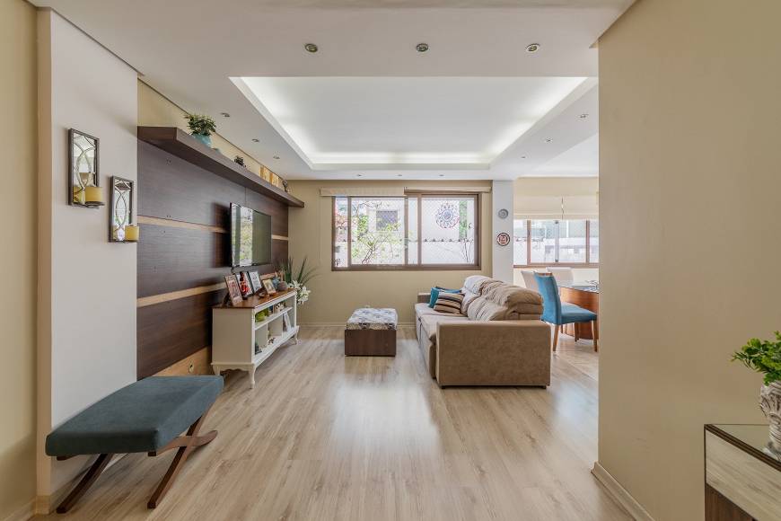 Foto 5 de Apartamento com 3 Quartos à venda, 105m² em Petrópolis, Porto Alegre