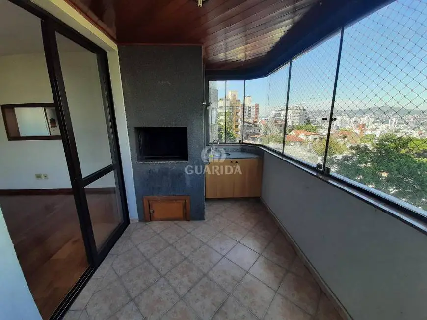 Foto 5 de Apartamento com 3 Quartos para alugar, 114m² em Petrópolis, Porto Alegre