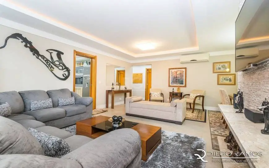 Foto 2 de Apartamento com 3 Quartos à venda, 125m² em Petrópolis, Porto Alegre