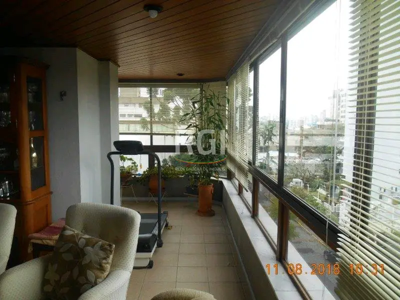 Foto 1 de Apartamento com 3 Quartos à venda, 137m² em Petrópolis, Porto Alegre