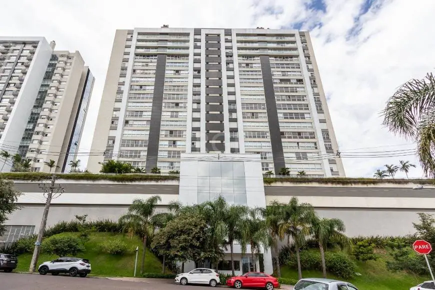 Foto 1 de Apartamento com 3 Quartos à venda, 162m² em Petrópolis, Porto Alegre