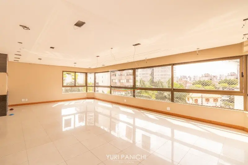 Foto 5 de Apartamento com 3 Quartos à venda, 190m² em Petrópolis, Porto Alegre