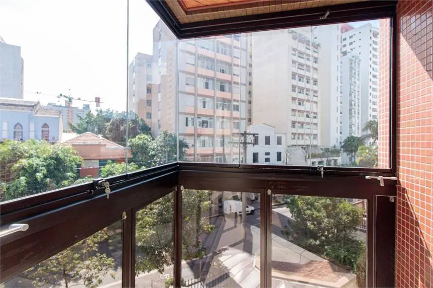 Foto 3 de Apartamento com 3 Quartos à venda, 136m² em Pinheiros, São Paulo