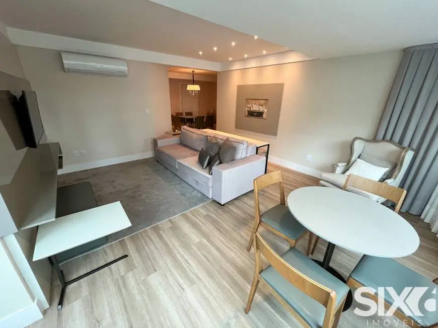 Foto 2 de Apartamento com 3 Quartos para alugar, 100m² em Pioneiros, Balneário Camboriú