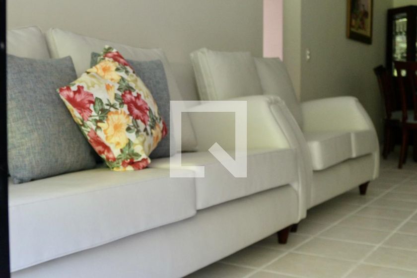 Foto 5 de Apartamento com 3 Quartos para alugar, 120m² em Pitangueiras, Guarujá