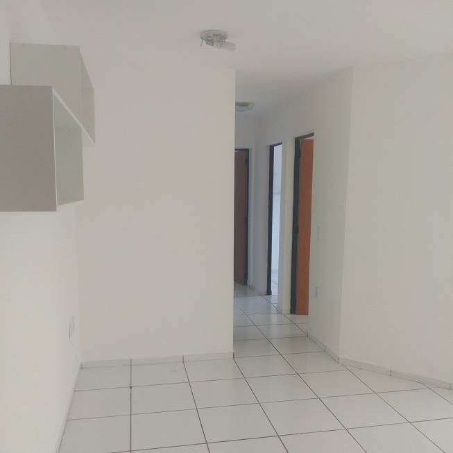 Foto 1 de Apartamento com 3 Quartos para alugar, 70m² em Planalto, Teresina