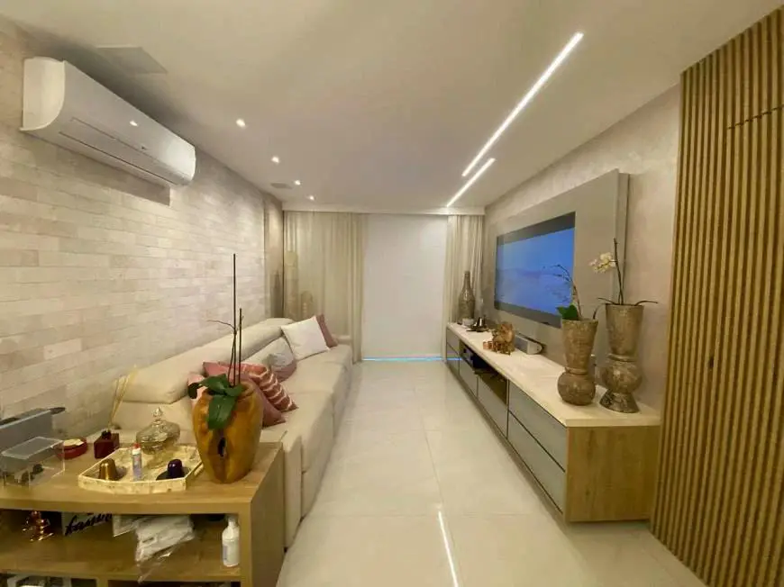 Foto 2 de Apartamento com 3 Quartos à venda, 115m² em Pompeia, Santos