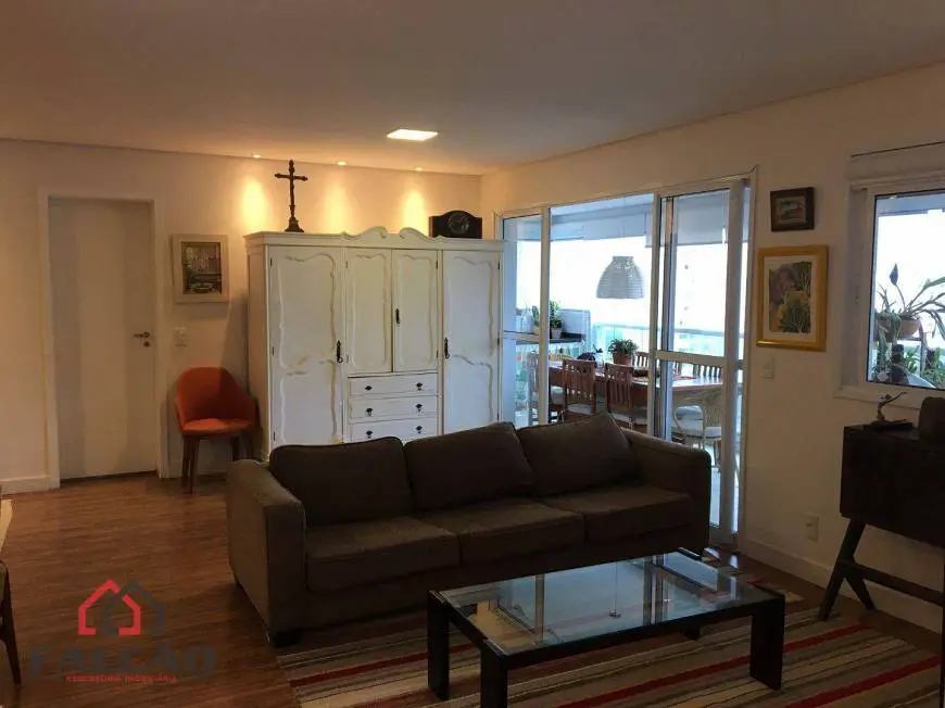 Foto 4 de Apartamento com 3 Quartos à venda, 136m² em Pompeia, Santos