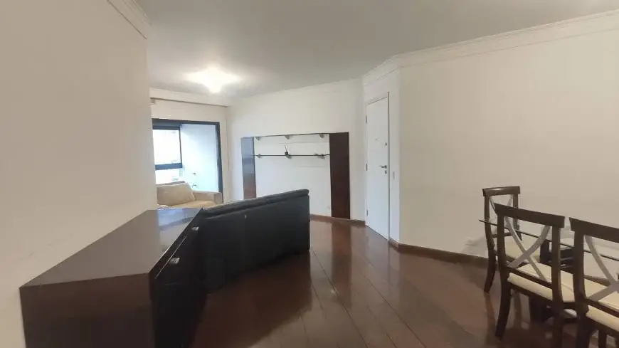 Foto 2 de Apartamento com 3 Quartos para alugar, 130m² em Pompeia, São Paulo