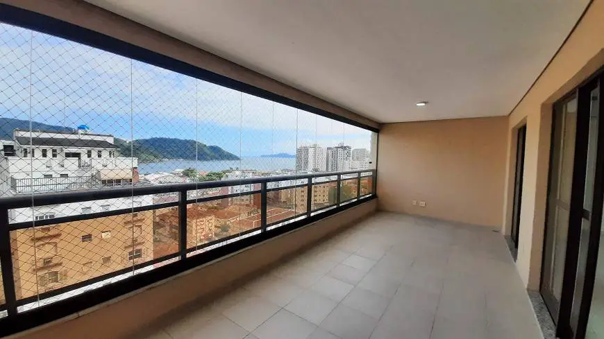 Foto 3 de Apartamento com 3 Quartos para alugar, 132m² em Ponta da Praia, Santos