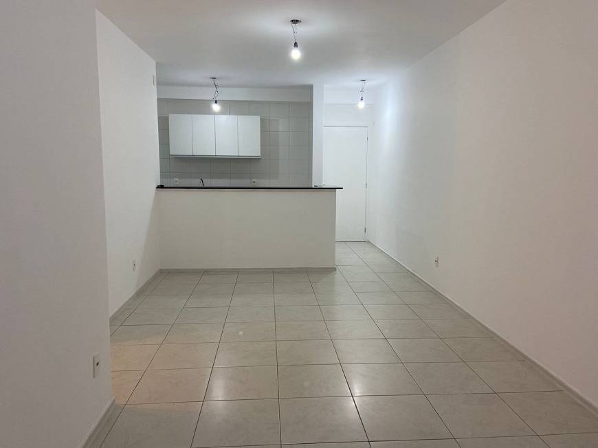 Foto 1 de Apartamento com 3 Quartos para alugar, 90m² em Ponta da Praia, Santos
