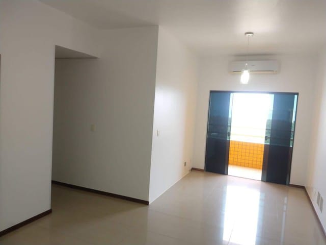 Foto 3 de Apartamento com 3 Quartos para alugar, 100m² em Ponta Negra, Manaus