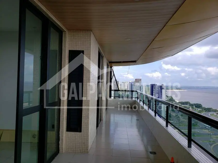 Foto 1 de Apartamento com 3 Quartos para alugar, 186m² em Ponta Negra, Manaus