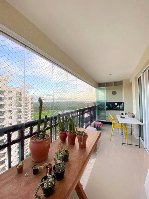 Foto 1 de Apartamento com 3 Quartos à venda, 80m² em Ponta Negra, Natal