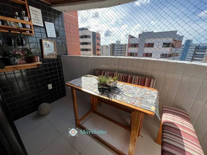 Foto 2 de Apartamento com 3 Quartos à venda, 126m² em Ponta Verde, Maceió