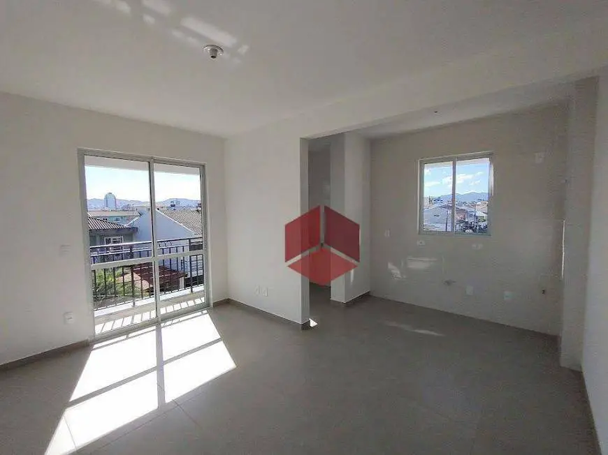 Foto 1 de Apartamento com 3 Quartos à venda, 70m² em Ponte do Imaruim, Palhoça