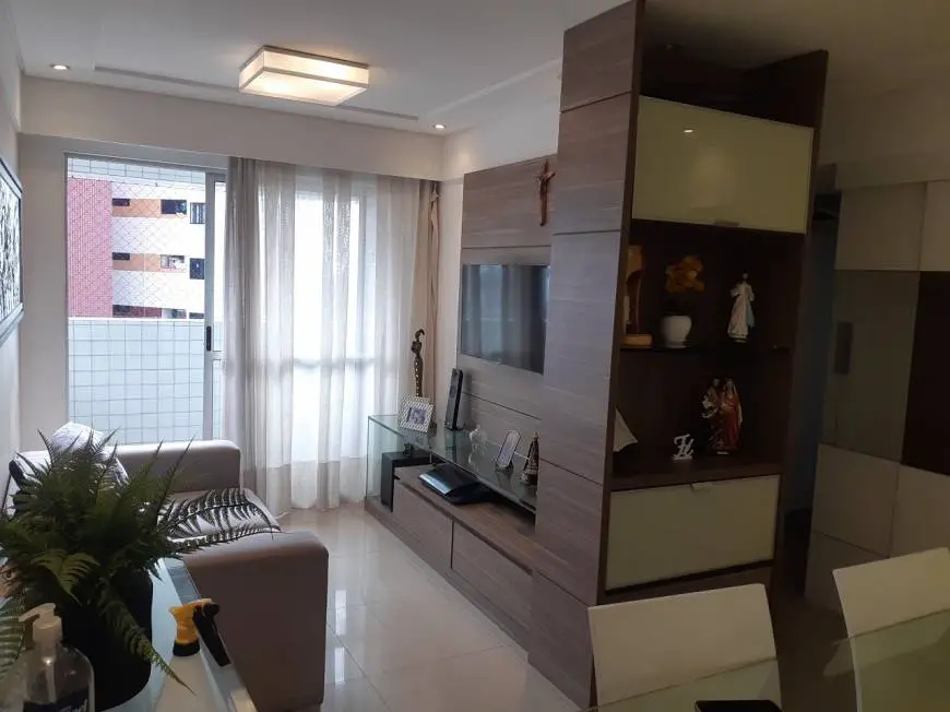 Foto 1 de Apartamento com 3 Quartos à venda, 60m² em Prado, Recife
