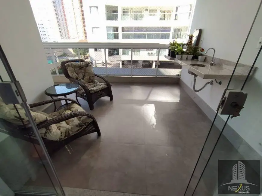 Foto 1 de Apartamento com 3 Quartos para alugar, 105m² em Praia da Costa, Vila Velha