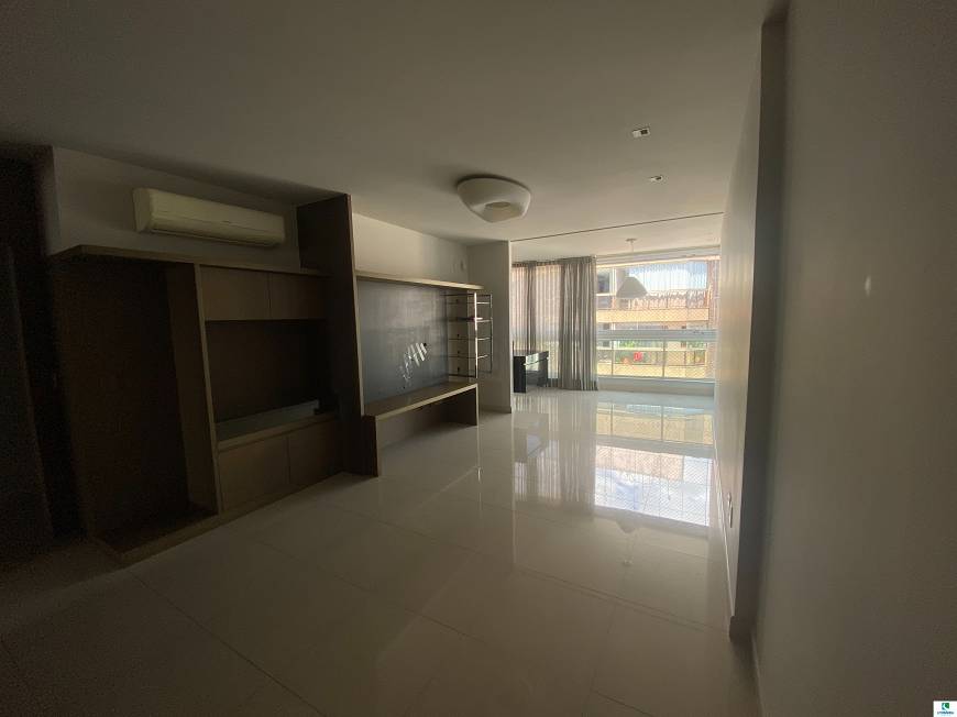 Foto 2 de Apartamento com 3 Quartos para alugar, 113m² em Praia do Canto, Vitória