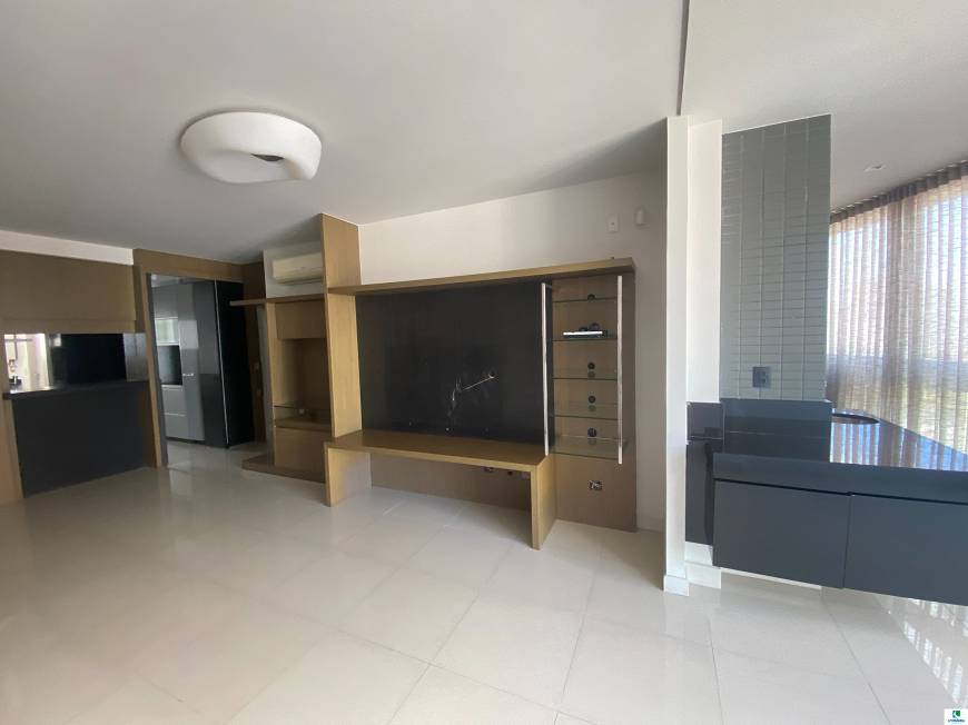 Foto 3 de Apartamento com 3 Quartos para alugar, 113m² em Praia do Canto, Vitória