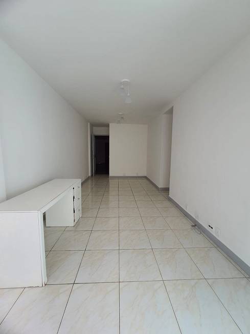 Foto 4 de Apartamento com 3 Quartos para alugar, 78m² em Recreio Dos Bandeirantes, Rio de Janeiro