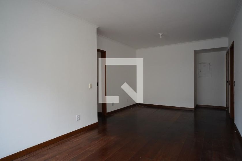 Foto 2 de Apartamento com 3 Quartos para alugar, 110m² em Rio Branco, Porto Alegre