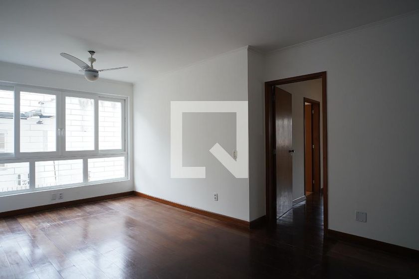 Foto 3 de Apartamento com 3 Quartos para alugar, 110m² em Rio Branco, Porto Alegre