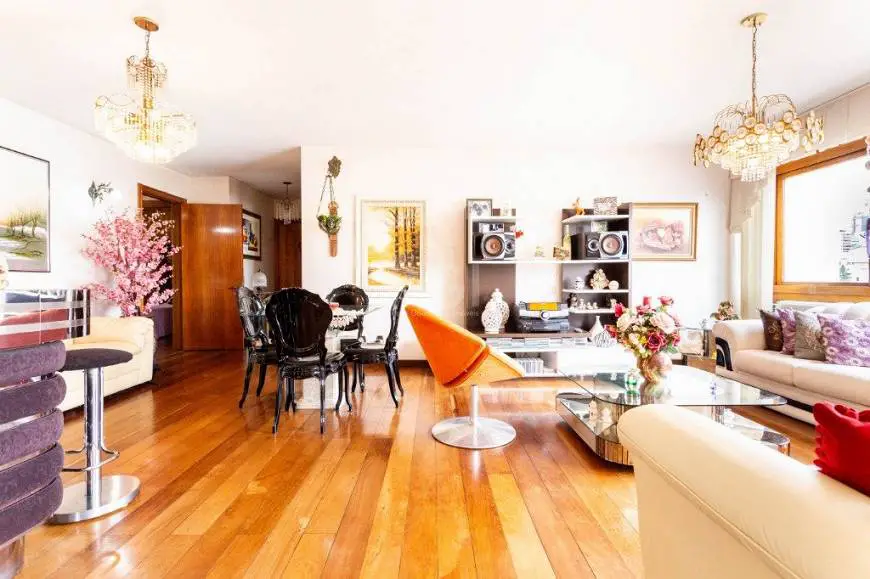 Foto 1 de Apartamento com 3 Quartos à venda, 156m² em Rio Branco, Porto Alegre