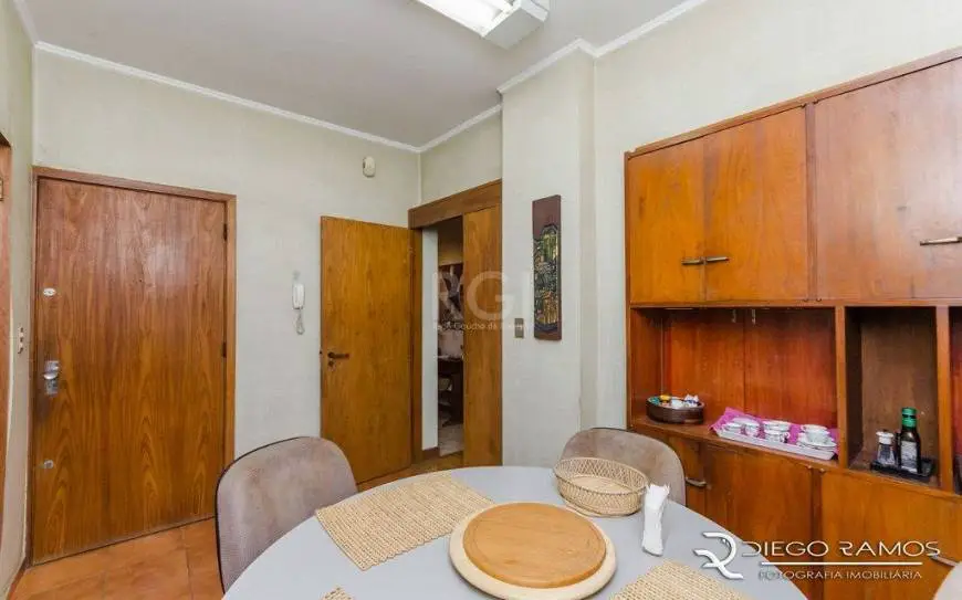 Foto 5 de Apartamento com 3 Quartos à venda, 171m² em Rio Branco, Porto Alegre