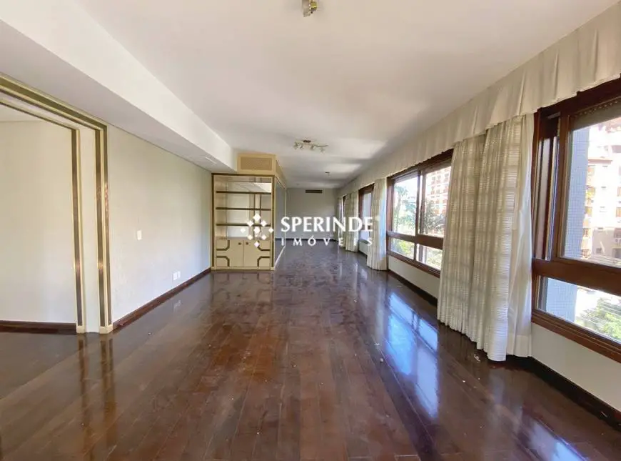 Foto 2 de Apartamento com 3 Quartos para alugar, 347m² em Rio Branco, Porto Alegre