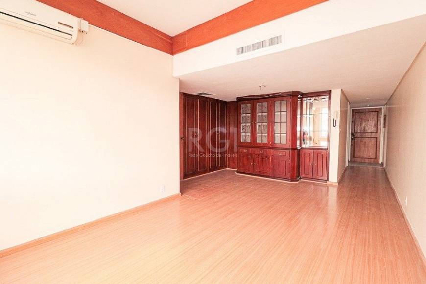 Foto 4 de Apartamento com 3 Quartos à venda, 99m² em Rio Branco, Porto Alegre