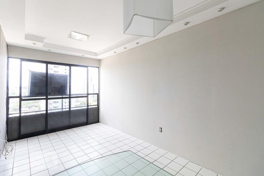 Foto 2 de Apartamento com 3 Quartos para alugar, 65m² em Rosarinho, Recife
