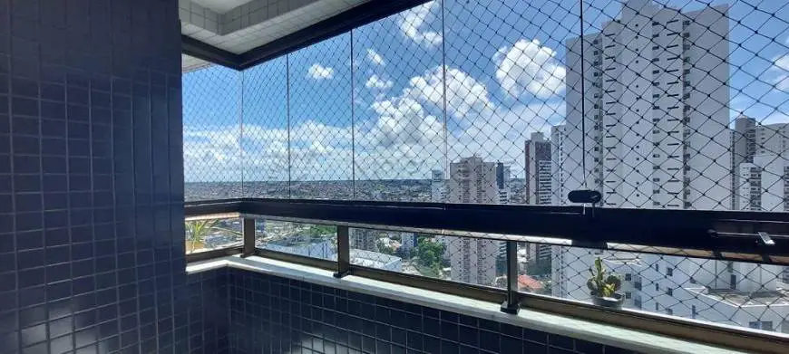 Foto 1 de Apartamento com 3 Quartos para alugar, 90m² em Rosarinho, Recife