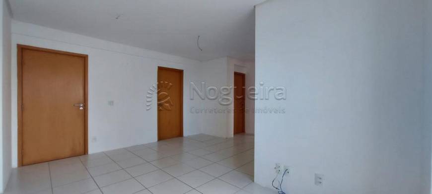 Foto 5 de Apartamento com 3 Quartos para alugar, 90m² em Rosarinho, Recife