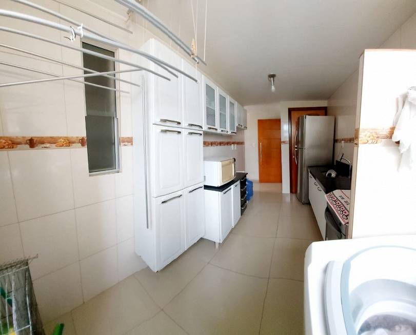 Foto 5 de Apartamento com 3 Quartos à venda, 74m² em San Martin, Recife