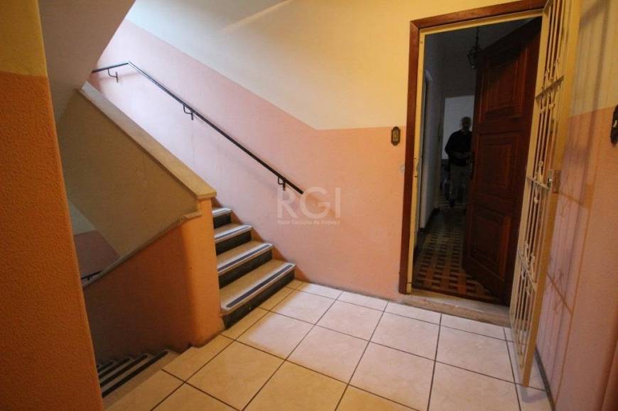 Foto 4 de Apartamento com 3 Quartos à venda, 99m² em Santa Cecília, Porto Alegre