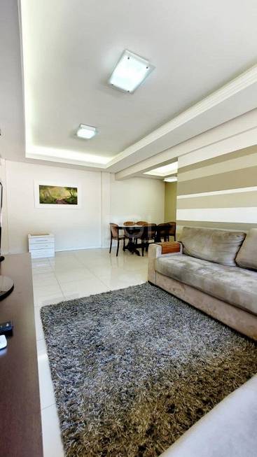 Foto 2 de Apartamento com 3 Quartos à venda, 101m² em Santa Cecília, Porto Alegre