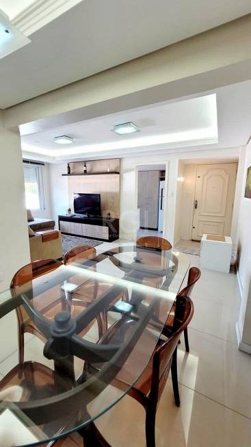 Foto 4 de Apartamento com 3 Quartos à venda, 101m² em Santa Cecília, Porto Alegre
