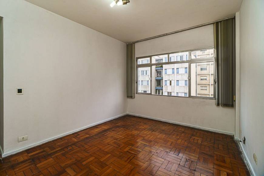 Foto 3 de Apartamento com 3 Quartos à venda, 75m² em Santa Cecília, São Paulo