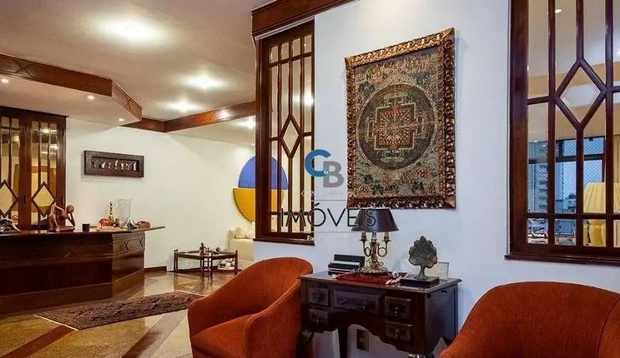 Foto 2 de Apartamento com 3 Quartos à venda, 330m² em Santa Cecília, São Paulo