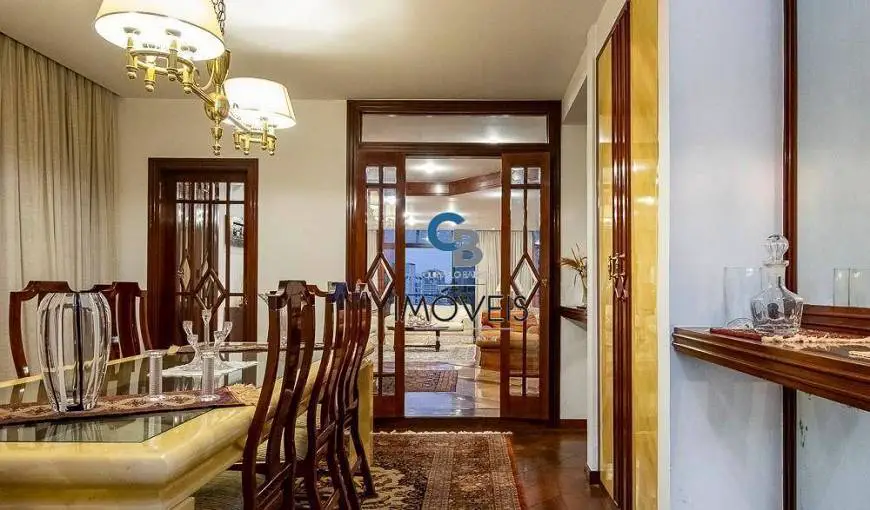 Foto 5 de Apartamento com 3 Quartos à venda, 330m² em Santa Cecília, São Paulo
