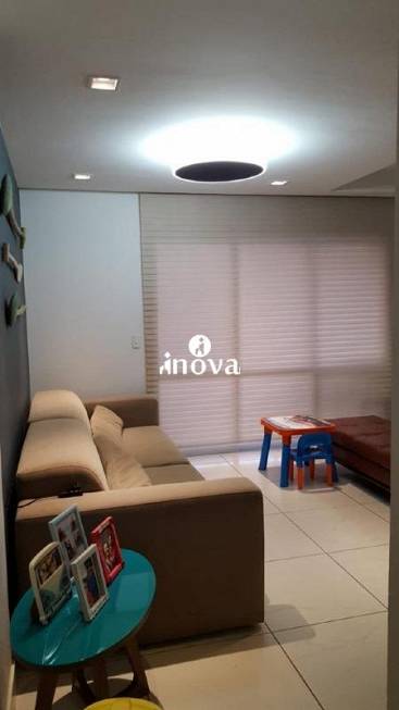 Foto 2 de Apartamento com 3 Quartos à venda, 99m² em Santa Maria, Uberaba
