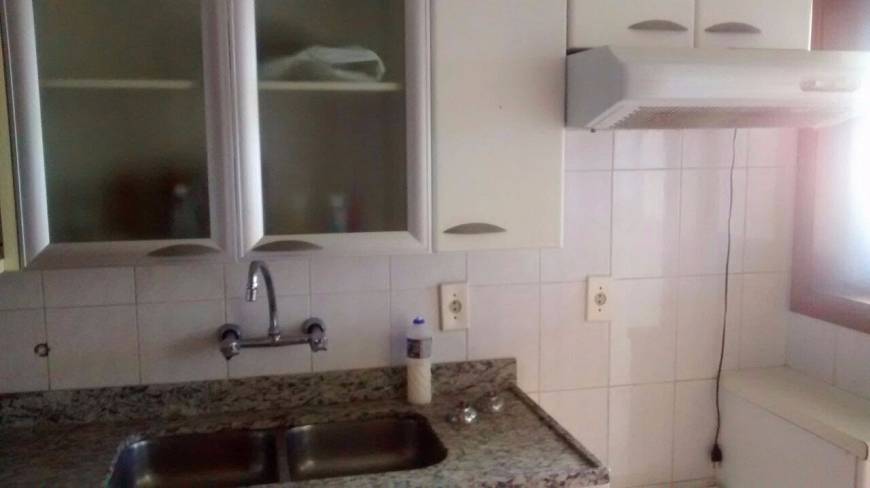 Foto 4 de Apartamento com 3 Quartos à venda, 100m² em Santana, Porto Alegre
