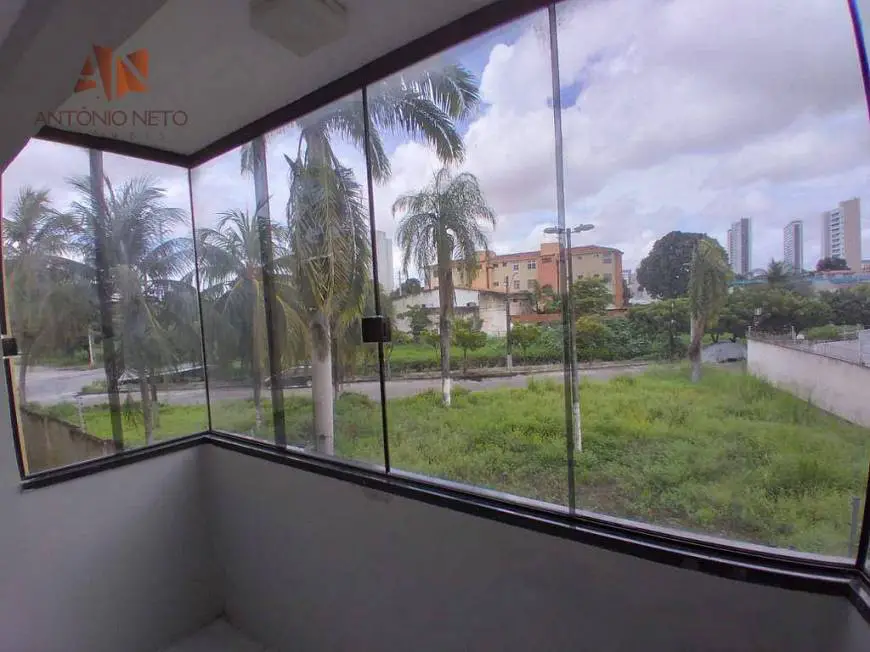 Foto 1 de Apartamento com 3 Quartos para alugar, 67m² em Sao Gerardo, Fortaleza