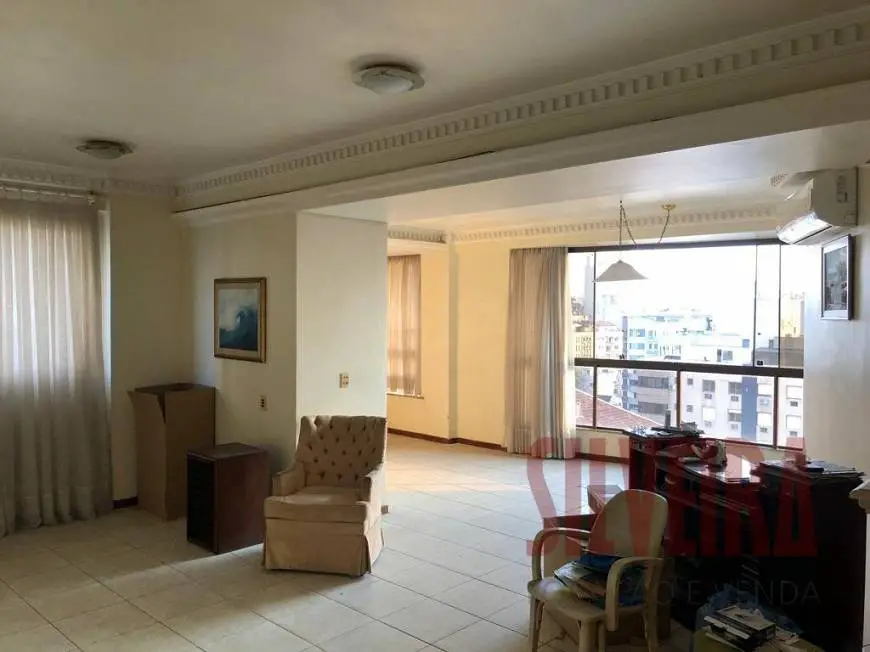 Foto 1 de Apartamento com 3 Quartos para alugar, 85m² em São João, Porto Alegre